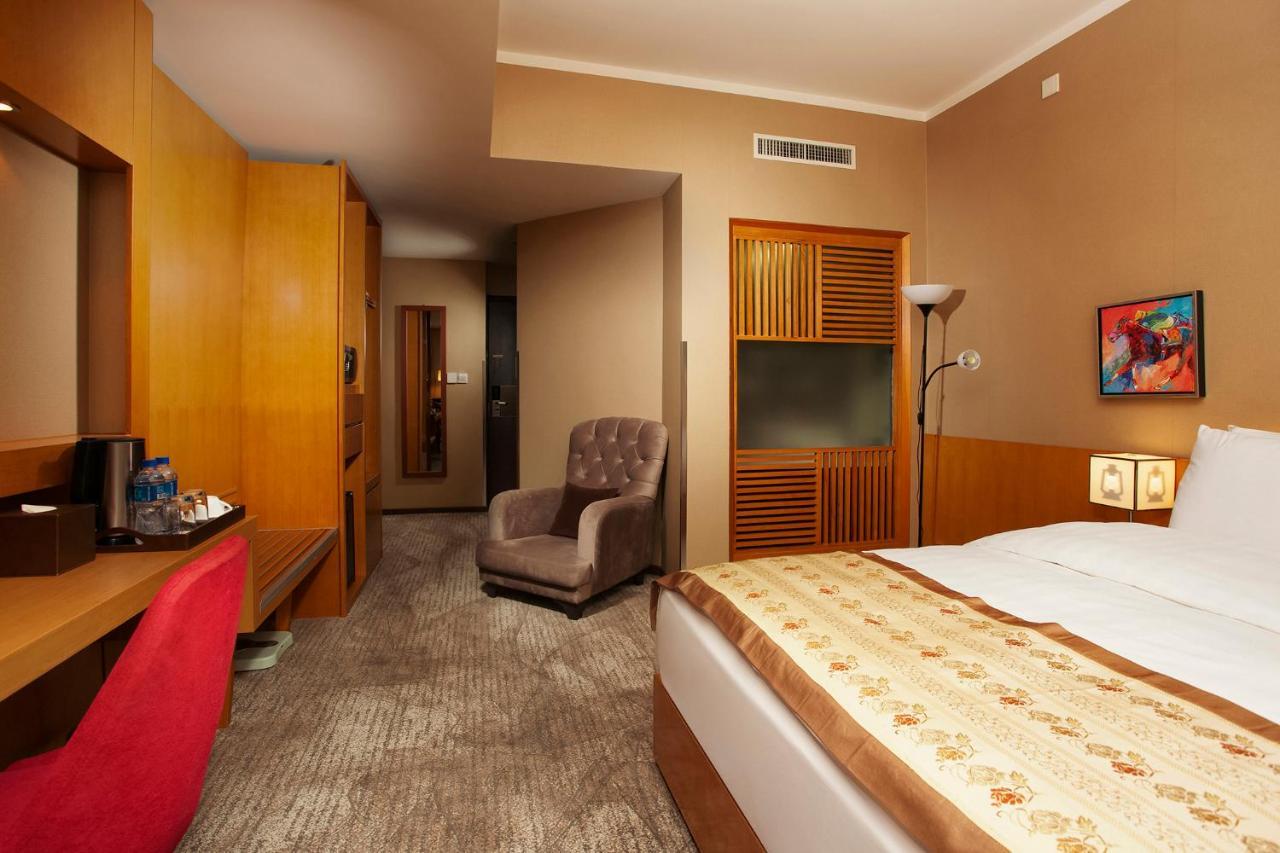 Ramada Ulaanbaatar City Center Kültér fotó