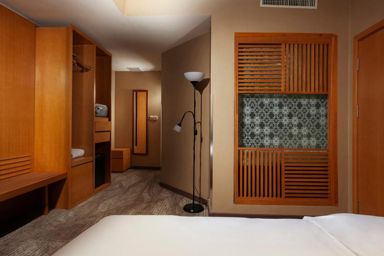 Ramada Ulaanbaatar City Center Kültér fotó